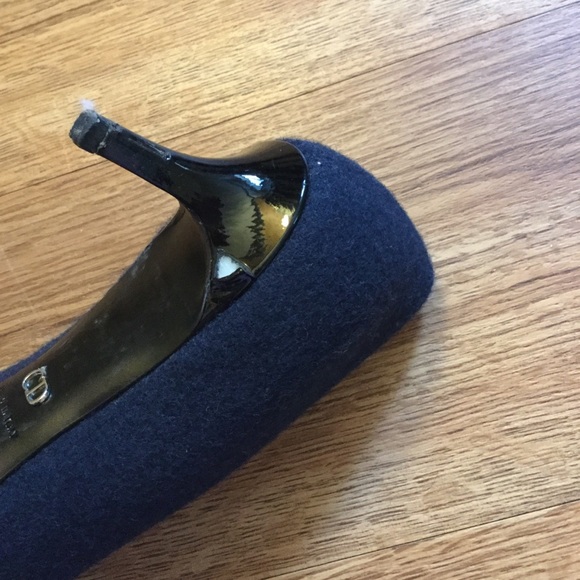 Dior Shoes - Picture 5 of 8